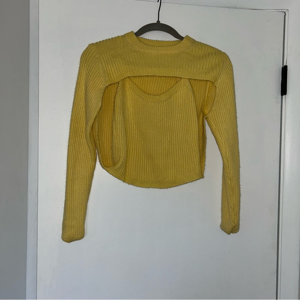 Yellow sweater